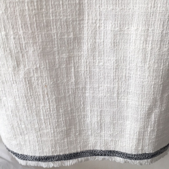 J. CREW - Picture 4 of 11